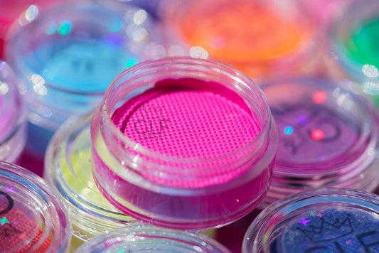NEW - Barbie Rainbowlicious Perfect Liner