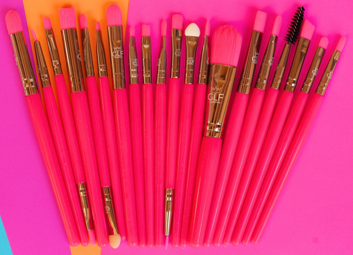 Neon Pink Detail Brush Set